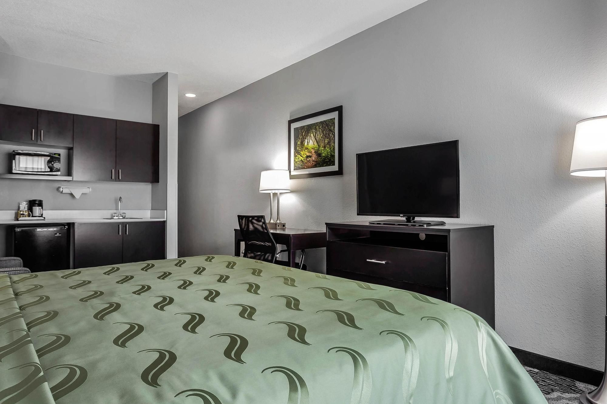 Quality Suites Pineville - Charlotte