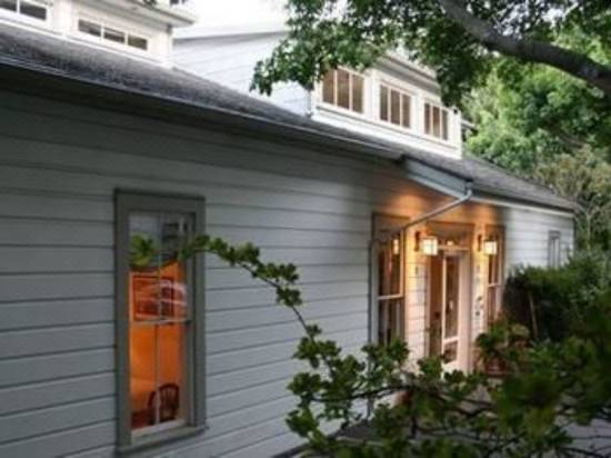 The Gables Inn Sausalito Room Reviews Photos Sausalito 2021 Deals Price Trip Com