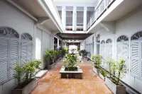 The Memory at on on Hotel Hotel di Phuket