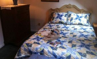 Banner Haven B&B and Cabin Rentals - Housity