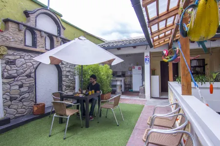 Friends Hotel & Rooftop - Historic Center & Museums