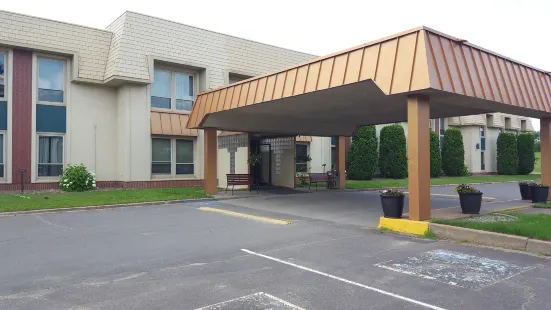 Hibbing Park Hotel & Suites