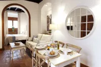 أبارتامينتوس لا كازا ديل آثيتي