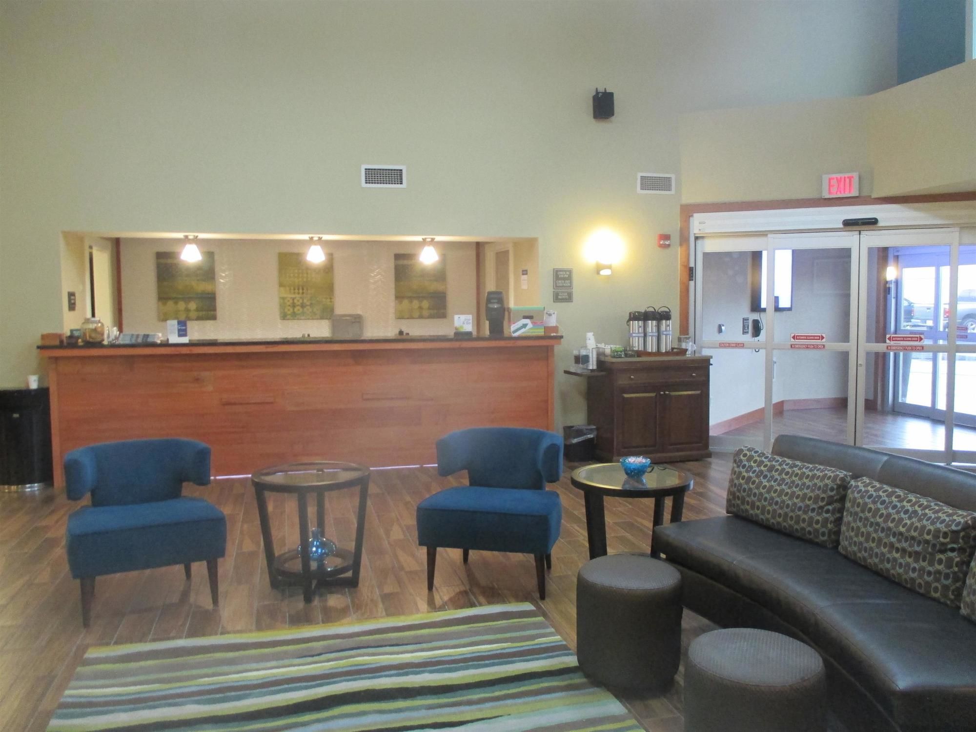 Best Western Plus Menomonie Inn & Suites