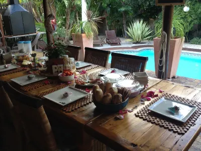 Khashamongo B & B Hotels in Somerset West