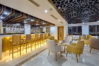 Paris Deli Danang Beach Hotel - bar
