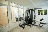 Seaside Luxury Suites - Gym