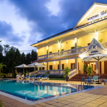 Riviera Hotel & Resort Kep