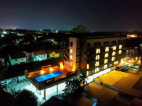 Comet Hotel Surat Thani