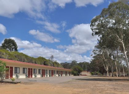 Wagon Wheel Motel & Units