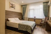Icon City Hotel
