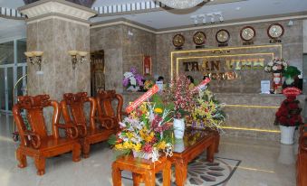 Tran Vinh Hotel