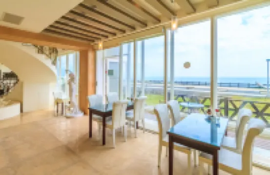 Starrise Leisure Hotel