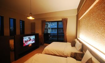 East Cube B&B