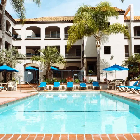 Tamarack Beach Hotel