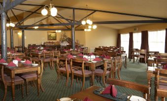 The Village Inn Hotel Te Anau