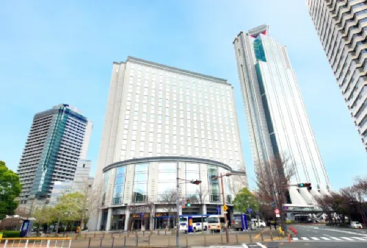 Quintessa Hotel Osaka Bay Hotels near Nanko-Higashi Station