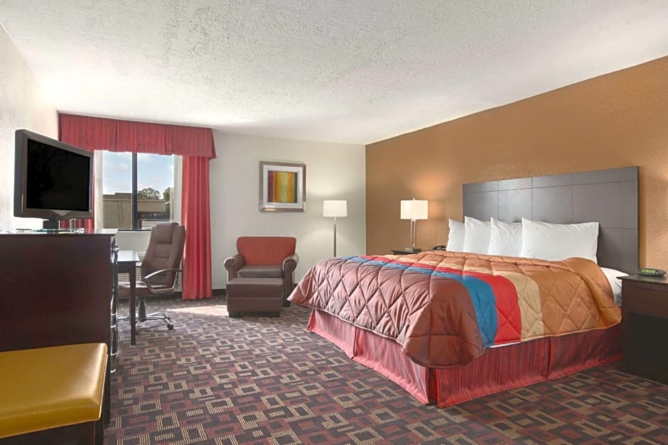 Ramada by Wyndham Tulsa