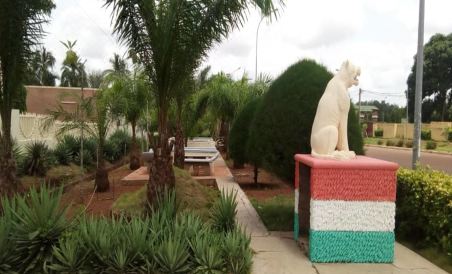 Villa des Hotes - Housity