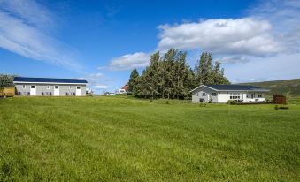 Vallakot Farm Guesthouse