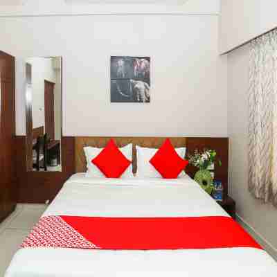 OYO 15220 JN Stay Rooms