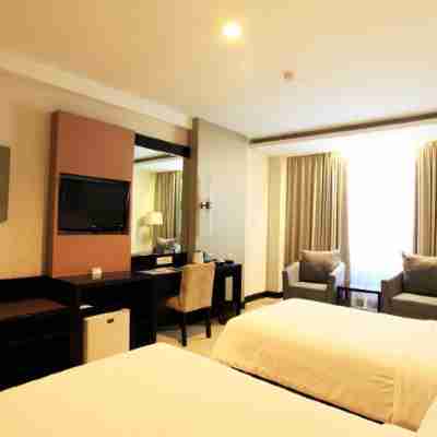 Grage Grand Business Hotel Cirebon Rooms