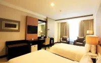 Grage Grand Business Hotel Cirebon Hotels in Kejaksan