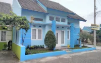 Villa Batu 88 - Three Bedroom