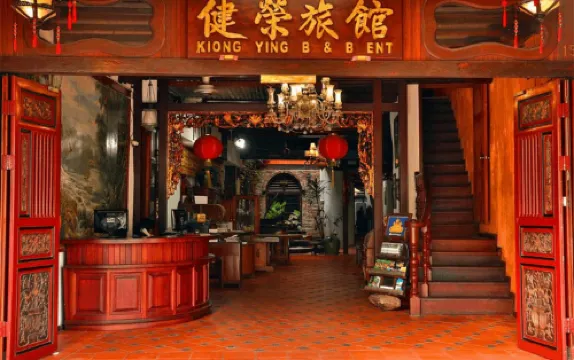 Kuching Waterfront Lodge