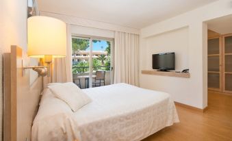 Iberostar Waves Pinos Park