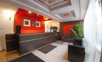 Red Hotel