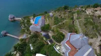 Stunning Luxe 220sm Villa by the Sea Entirely Private with Own Pool