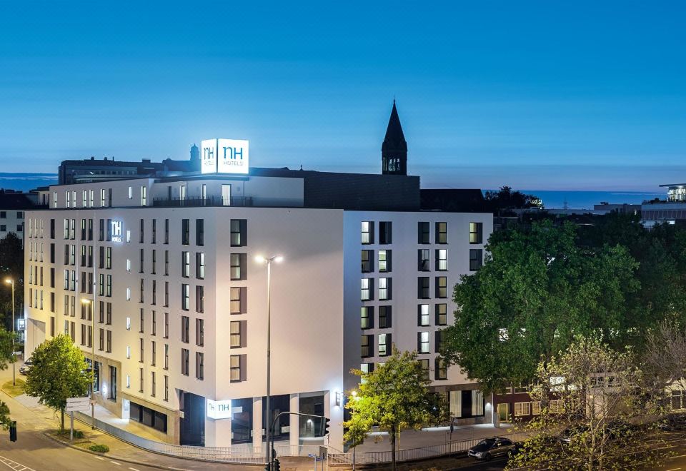 hotel overview picture