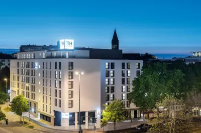 NH Essen Hotel in zona Institute for Optional Studies IOS