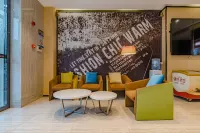 IU Hotel (Shandong Aviation College Binzhou Medical College Branch)
