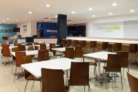One Queretaro Aeropuerto - breakfast