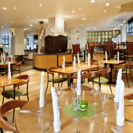 Holiday Inn LONDON - SUTTON by IHG