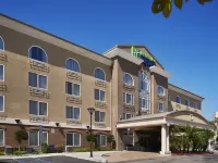 Holiday Inn Express & Suites SAN DIEGO-SORRENTO VALLEY by IHG Hotels near Green Flash Brewery