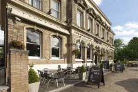 The Park Hotel Hotels in Molesey