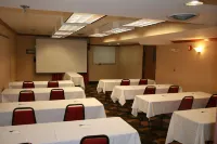 Wingate by Wyndham Brighton Hotel a Genoa Township