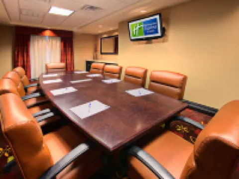 Holiday Inn Express & Suites Cotulla by IHG Hotels in Cotulla
