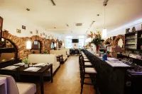 18Arts Hotel - Living in a Gallery!