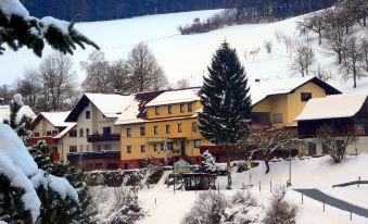 Hotel Gasthof Zur Krone