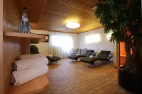 Landidyll Hotel Zum Alten Schloss Hotels in Reichenschwand