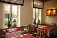 Hotel Altes Stadthaus Hotels in Apen