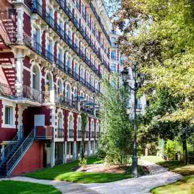 Grand Hôtel Gallia & Londres Bike & Spa Hotel Exterior