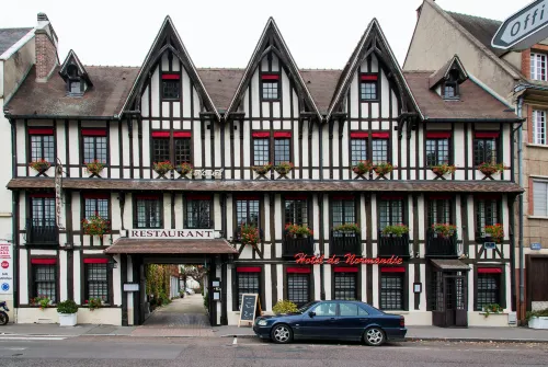 Hotel de Normandie Hotels in Saint-Vigor