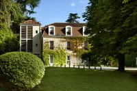 L'Orangerie du Château des Reynats Hotels in Annesse-et-Beaulieu