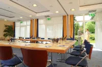 Parkhotel Weiskirchen - parking