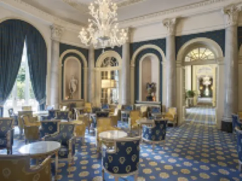 Villa d'Este チェルノッビオのホテル